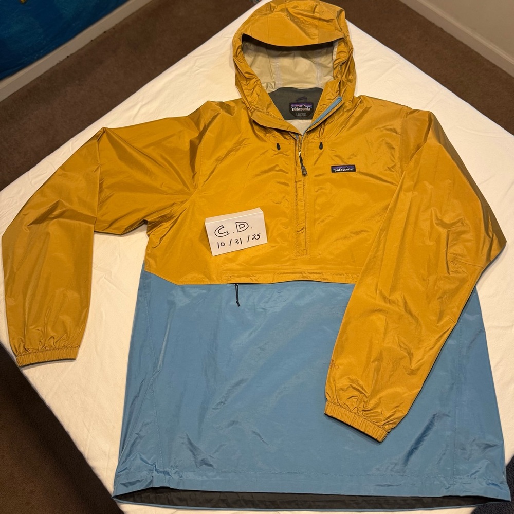 Patagonia Torrentshell 3L Pullover Jacket Men’s Large - Gold / Light Blue